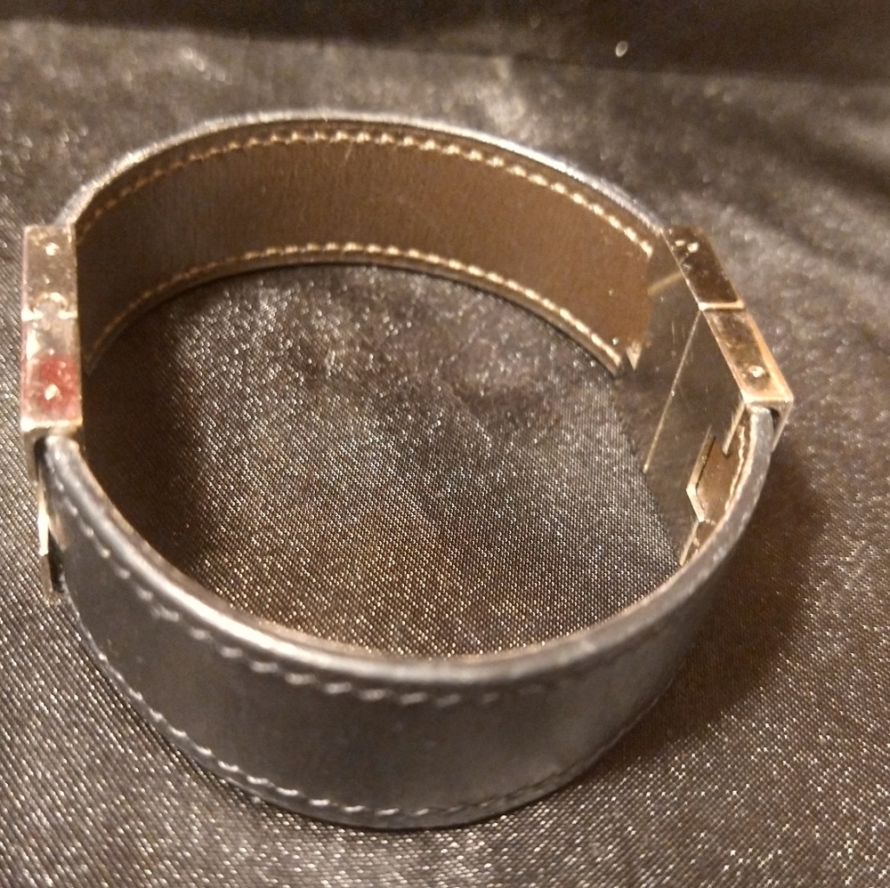 Vintage Hermes reversible leather slide bracelet - Picture 9 of 10